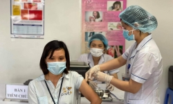 Xã hội hóa mua vaccine COVID-19 giúp Việt Nam sớm đạt miễn dịch cộng đồng