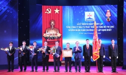 Tổng công ty UDIC đón nhận Huân chương Độc lập hạng Nhất