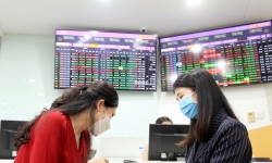 Cổ phiếu ngân hàng 'đẩy' VN-Index lùi xa mốc 1.300 điểm