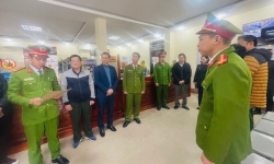Nhận hối lộ, 11 lãnh đạo, cán bộ Trung tâm Đăng kiểm Nghệ An bị khởi tố