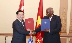 Việt Nam - Cuba ủng hộ các chính sách hỗ trợ doanh nghiệp tăng cường đầu tư vào lĩnh vực phù hợp