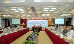 Phát triển ngành Dầu khí Việt Nam theo Nghị quyết của Bộ Chính trị