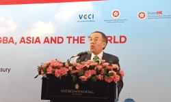 Bộ trưởng Dịch vụ Tài chính và Kho bạc Hồng Kông: 'Mong doanh nghiệp Việt Nam chọn Hồng Kông để huy động vốn'