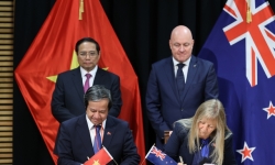 Việt Nam - New Zealand ký kết các văn kiện hợp tác quan trọng