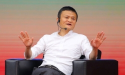 Tỷ phú Jack Ma: Không hâm mộ Bitcoin nhưng quan tâm nền kinh tế phi tiền mặt