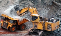 Tiếp tục dừng dự án mỏ sắt Thạch Khê?