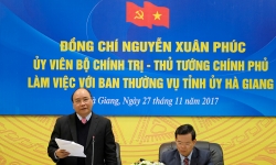 Thủ tướng Nguyễn Xuân Phúc: Cần tìm nguồn lực giúp Hà Giang phát triển cơ sở hạ tầng