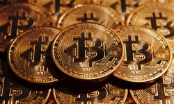 [INFOGRAPHIC] Bitcoin: từ hàng hóa đầu tư đến sử dụng rộng rãi