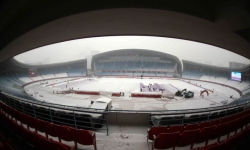Tuyết vẫn rơi dày, chưa có thông báo hoãn trận chung kết U23 châu Á