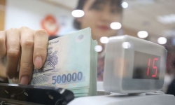 Moody's cảnh báo về nới lỏng tiền tệ của Việt Nam sẽ tạo rủi ro cho ngân hàng