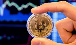 TS. Nguyễn Trí Hiếu: 'Giá Bitcoin lên xuống là hiện tượng bình thường'