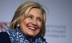 Cựu phu nhân tổng thống Mỹ Hillary Clinton ngỏ ý muốn làm bà chủ Facebook