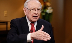 Warren Buffett: 'Khi nào thị trường giảm mạnh, hãy đọc cuốn sách này'