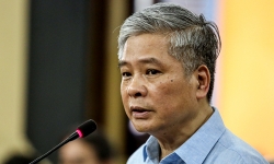 Cựu phó thống đốc Đặng Thanh Bình nghẹn giọng xin án nhẹ cho đồng nghiệp