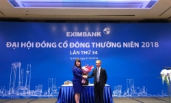Tân lãnh đạo Eximbank chi 200 tỷ mua cổ phiếu 