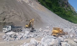 Hoà Bình: Xem xét điều chỉnh quy hoạch mỏ đá vôi xi măng Lộc Môn