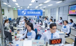 Sau MBB, Vietcombank tiếp tục bán đấu giá 45,6 triệu cổ phiếu Eximbank