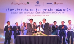 Tập đoàn Crystal Bay và Tổng công ty Bảo hiểm Bảo Việt ký kết thỏa thuận hợp tác toàn diện