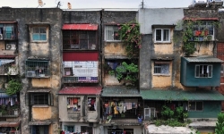 Hà Nội: Chuyên gia bàn giải pháp thúc đẩy tiến độ cải tạo các chung cư cũ