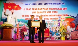 Ông Trần Bá Dương và THACO nhận Huân chương Lao động hạng Nhất