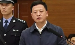 Lợi dụng “ghế to” để có tin mật, cựu quan chức Trung Quốc đút túi 23 triệu USD