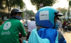 Trả hồ sơ, điều tra lại vụ GrabTaxi mua Uber Việt Nam