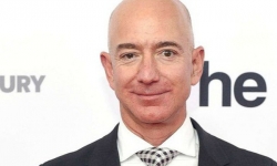 Jeff Bezos đưa ra lời khuyên quan trọng để thành công: Ngủ nhiều hơn!