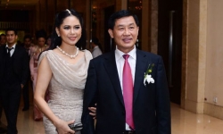 Chỉ một quyết sách, nhà chồng 'siêu giàu' của Hà Tăng nhận cả trăm tỷ đồng 'tiền tươi'