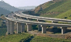 Cao tốc Vân Đồn - Móng Cái được thiết kế với vận tốc 100km/h