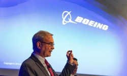 Nhân lễ công bố nâng cấp phần mềm, Boeing chạy kịch bản bay giả lập kiểu truyền thông dập sự cố