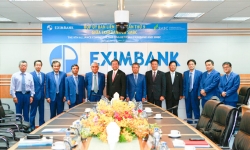 Giữa ‘bão’ thông tin về nhân sự cấp cao, cổ phiếu Eximbank vẫn tăng điểm