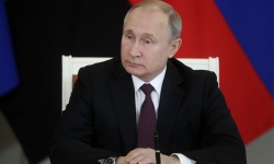 Thu nhập của Tổng thống Putin giảm hơn 1/2 trong năm 2018