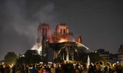 Notre-Dame: Chập điện có thể là nguyên nhân gây ra vụ cháy nhà thờ