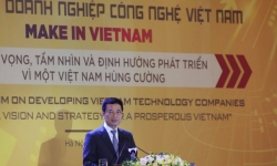 Bộ trưởng Nguyễn Mạnh Hùng: 'Sử dụng công nghệ nhân loại sẽ đưa Việt Nam ra thế giới'
