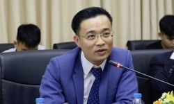 'Nhà báo quốc tế' Lê Hoàng Anh Tuấn bị tạm đình chỉ chức vụ Viện trưởng Viện Pháp luật
