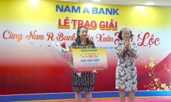 Nam A Bank trao thưởng 'khủng' cho khách hàng