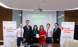 Techcombank được trao tặng giải thưởng 'Ngân hàng cung cấp dịch vụ thanh toán tốt nhất Việt Nam 2019'