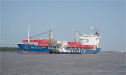 Vận tải biển ngày càng đối mặt cạnh tranh khắc nghiệt