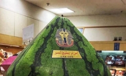 24 triệu đồng một quả dưa hấu hình kim tự tháp ở Nhật