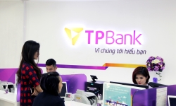 Không phải chủ tài khoản cũng rút được tiền - kẽ hở lớn trong hệ thống ngân hàng Việt
