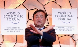 CEO Huawei: 'Mỹ sẽ còn tấn công trong năm 2020'