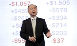 Tỷ phú Nhật Bản điêu đứng vì quỹ đầu tư công nghệ danh tiếng của SoftBank thua lỗ