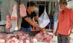 Dự kiến sẽ điều chỉnh giảm giá lợn hơi xuống mức 70.000 đồng/kg