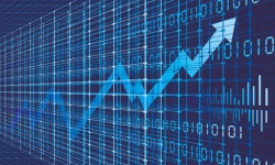VN-Index chạm ngưỡng 680 điểm trong phiên giao dịch đầu tháng 4