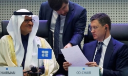 OPEC và các đồng minh đạt thỏa thuận giảm mức sản xuất dầu kỷ lục