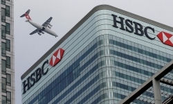 Lợi nhuận trước thuế của HSBC giảm 48% trong quý I/2020