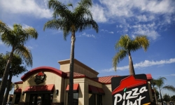 Công ty kinh doanh nhượng quyền Pizza Hut lớn nhất ở Mỹ nộp đơn phá sản