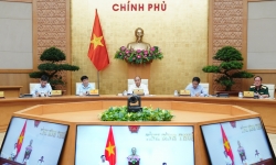 Thủ tướng: Bình Thuận giải ngân 100% vốn đầu tư công, các địa phương khác học tập chứ không phải cứ bàn lùi