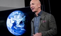Tỷ phú Jeff Bezos tiếp tục bán hơn 3 tỷ USD cổ phiếu Amazon