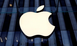 Apple trở thành công ty Mỹ đầu tiên đạt mức vốn hóa thị trường 2 nghìn tỷ USD